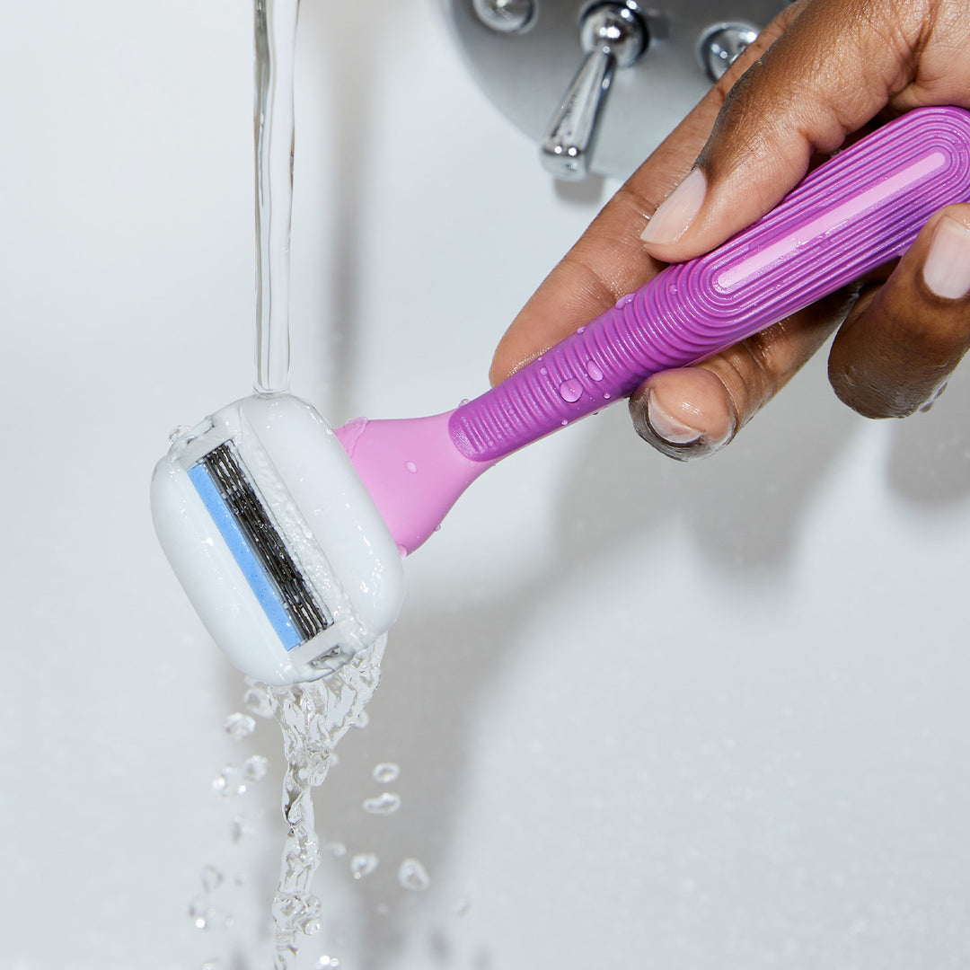 Exfoliate & Smooth Your Skin with Dermaplane Razor | Flamingo