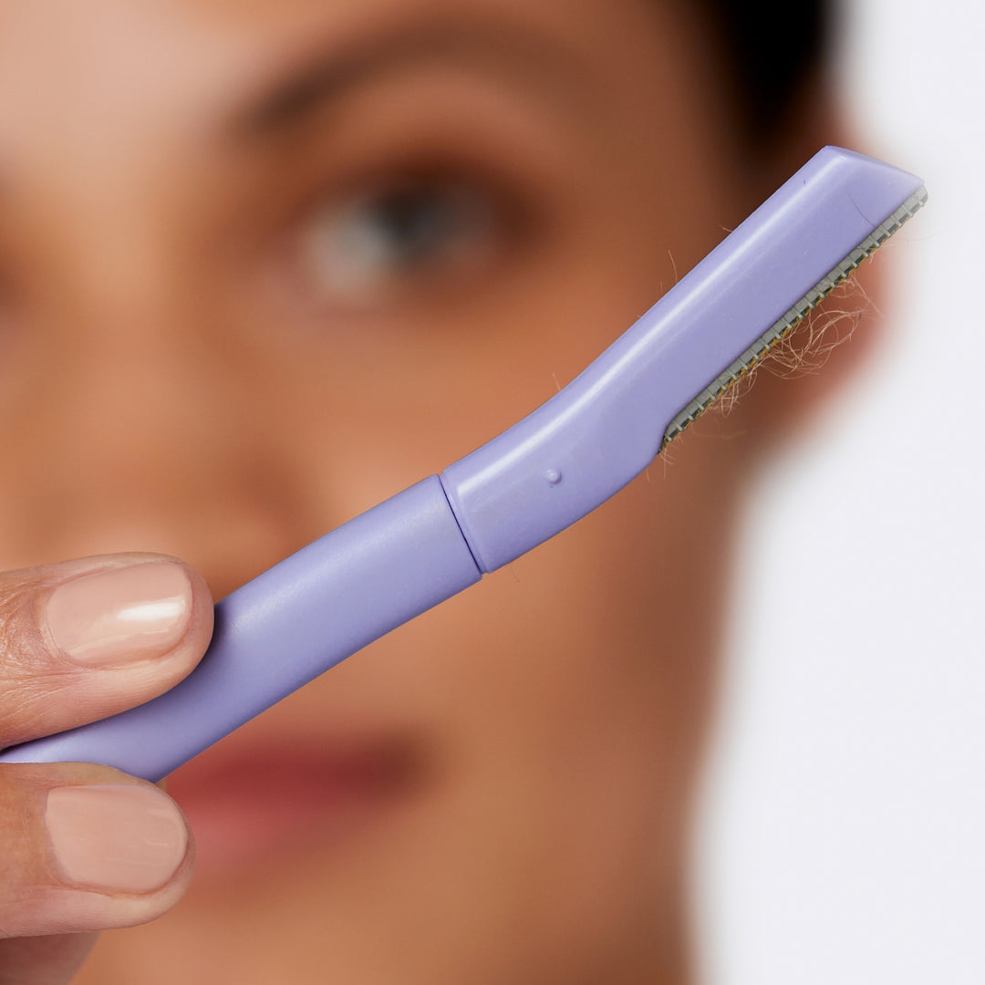 Dermaplane Razor Printed Pattern Disposable Dermaplane Razors for.a Smooth Face | Flamingo